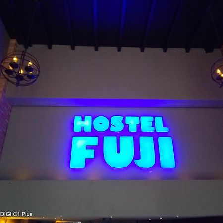 Hostel Fuji Phnom Penh Dış mekan fotoğraf