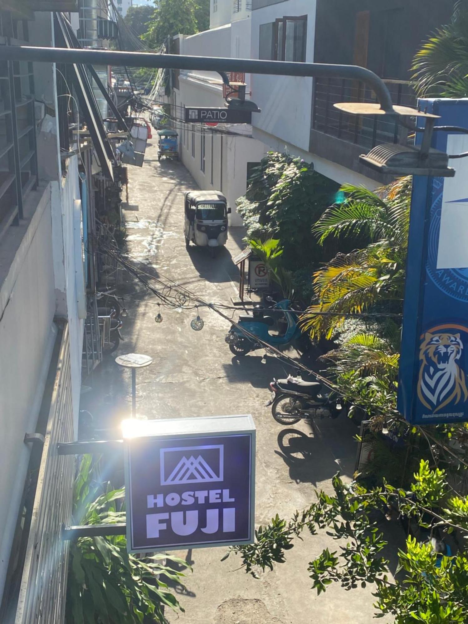 Hostel Fuji Phnom Penh Dış mekan fotoğraf