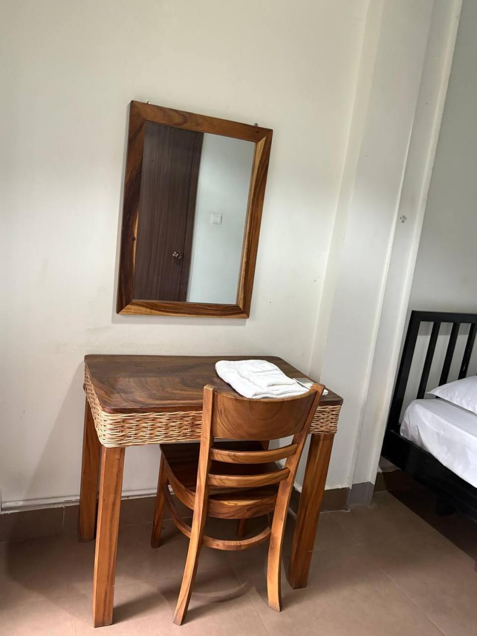 Hostel Fuji Phnom Penh Dış mekan fotoğraf